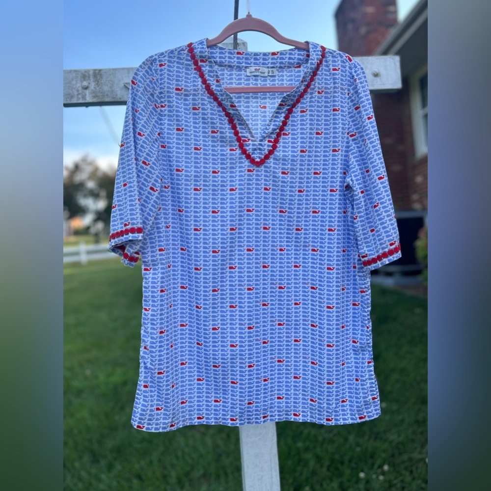 Girl’s Vineyard Vines Blue and Red Whale Print Tunic Top/Coverup Size XL/16